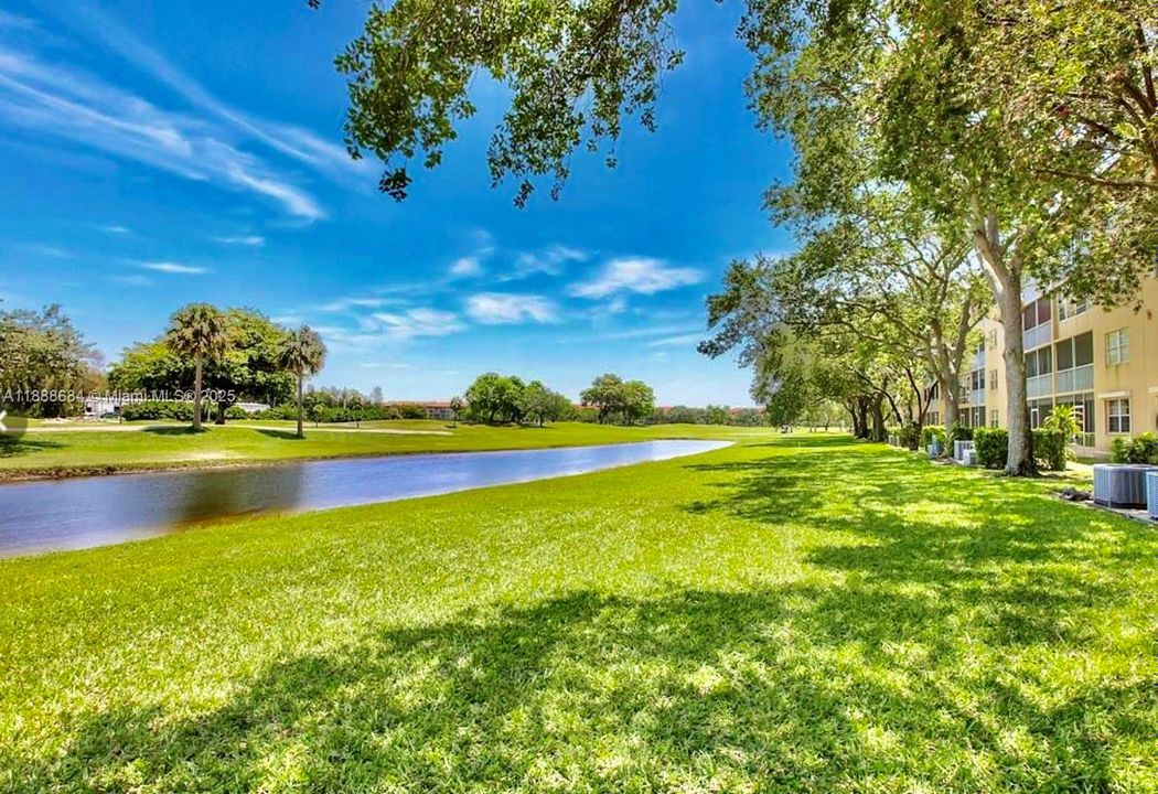 Recently Rented: $1,999 (2 beds, 2 baths, 1100 Square Feet)