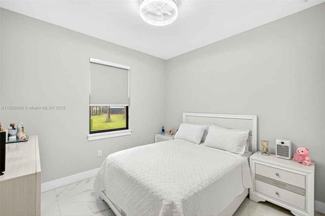 For Sale: $640,000 (3 beds, 2 baths, 1539 Square Feet)