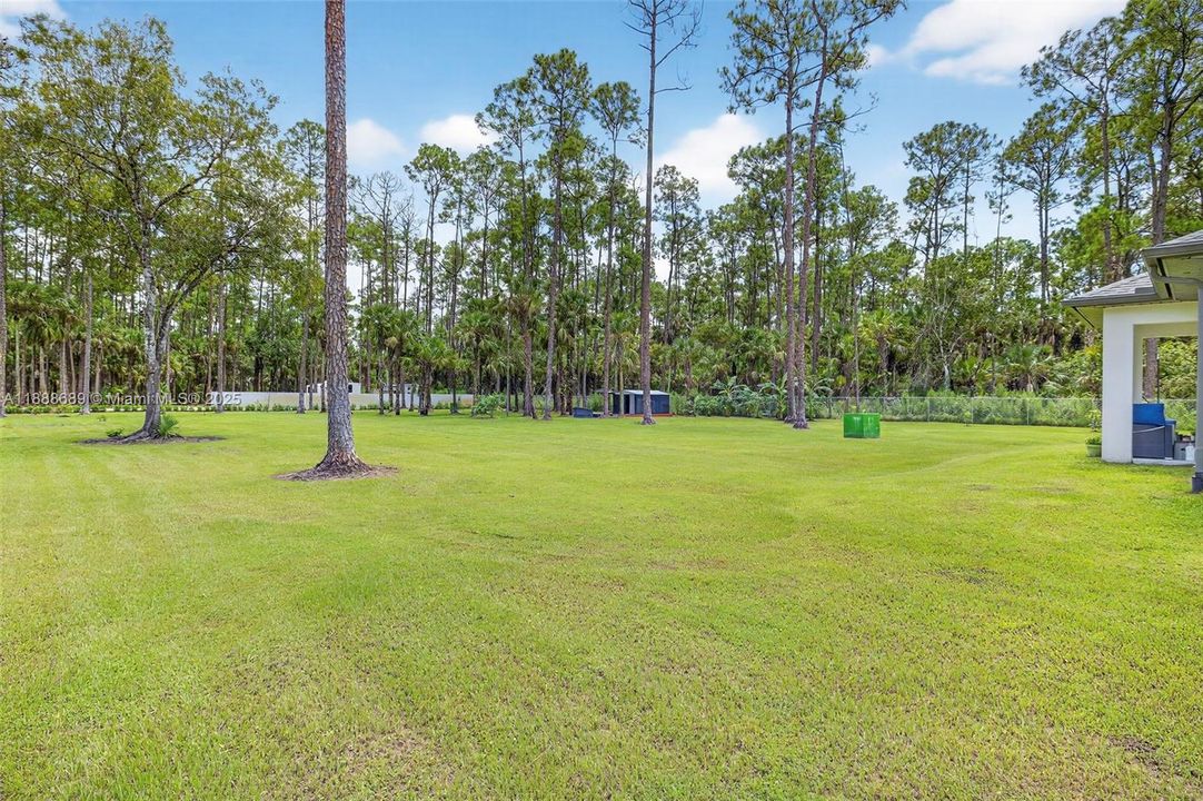 For Sale: $640,000 (3 beds, 2 baths, 1539 Square Feet)