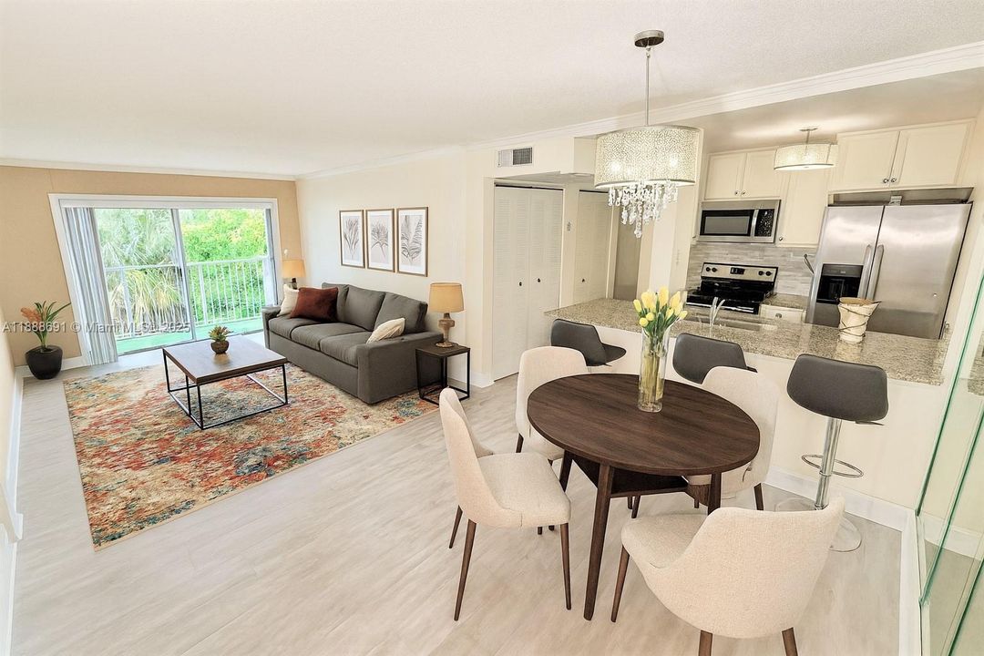 Staged Living/Dining