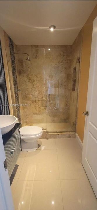 待售: $439,900 (3 贝兹, 3 浴室, 1270 平方英尺)