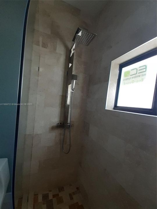 Guest Bathroom View 4