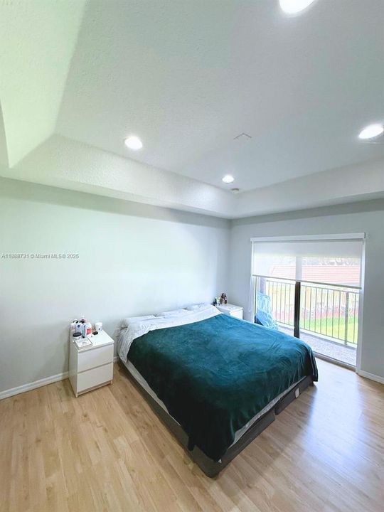 En Venta: $380,000 (3 camas, 2 baños, 1383 Pies cuadrados)