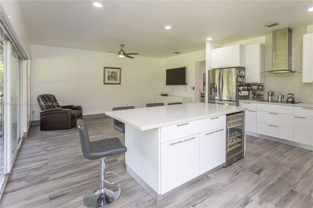 For Sale: $1,685,000 (5 beds, 3 baths, 3588 Square Feet)