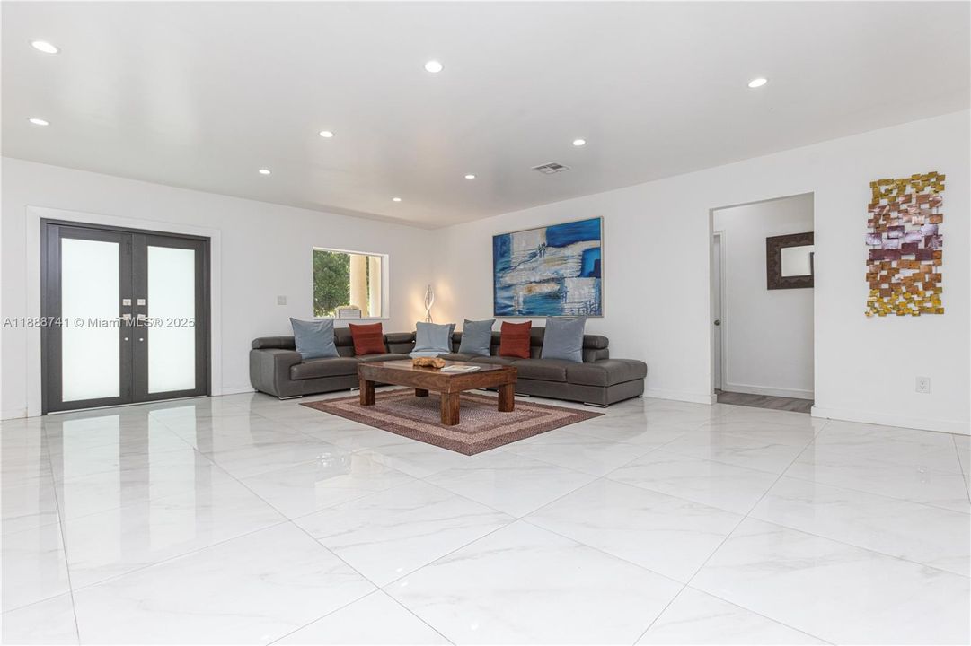 For Sale: $1,685,000 (5 beds, 3 baths, 3588 Square Feet)