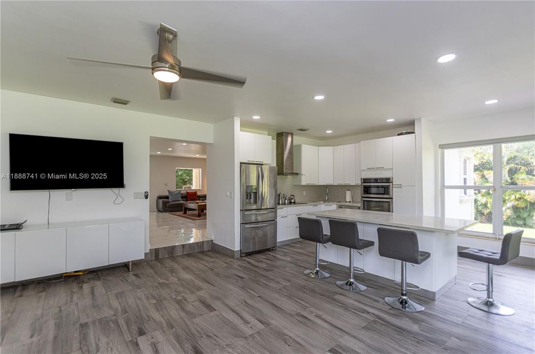 For Sale: $1,685,000 (5 beds, 3 baths, 3588 Square Feet)