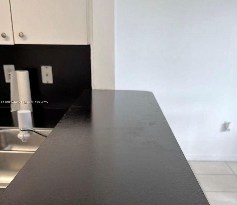 Active With Contract: $450,000 (3 beds, 2 baths, 1210 Square Feet)