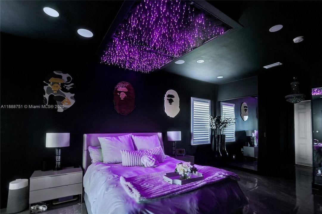 En Venta: $1,900,000 (5 camas, 3 baños, 3273 Pies cuadrados)