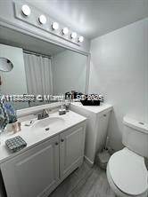 Active With Contract: $1,750 (0 beds, 1 baths, 443 Square Feet)