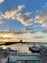 Active With Contract: $1,750 (0 beds, 1 baths, 443 Square Feet)