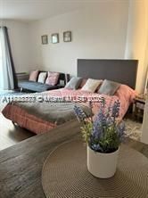 Active With Contract: $1,750 (0 beds, 1 baths, 443 Square Feet)