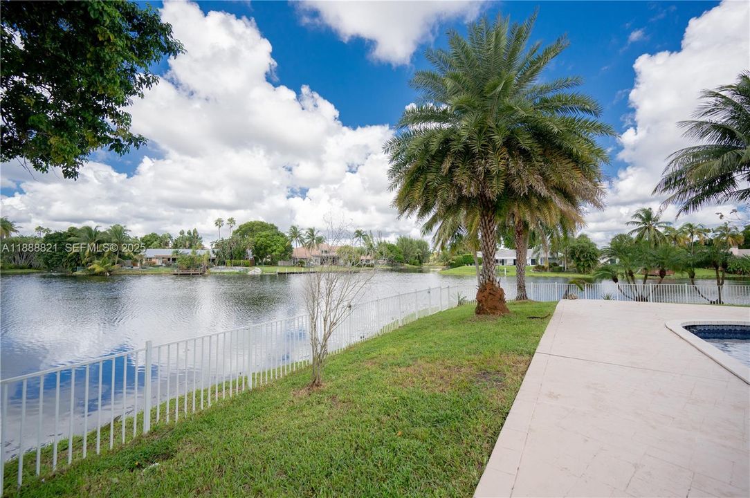 For Rent: $7,850 (4 beds, 2 baths, 2683 Square Feet)