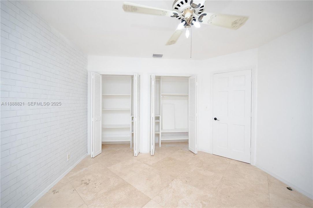 For Rent: $7,850 (4 beds, 2 baths, 2683 Square Feet)