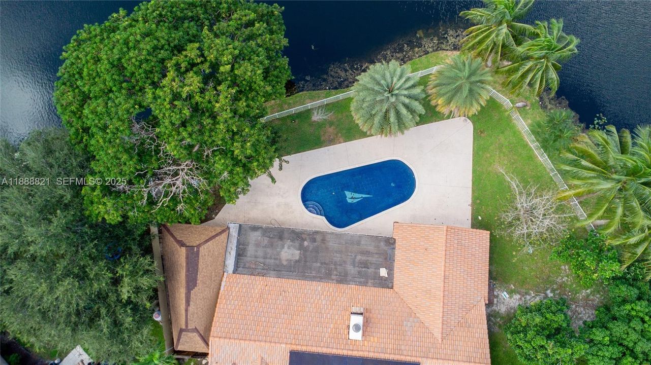 For Rent: $7,850 (4 beds, 2 baths, 2683 Square Feet)