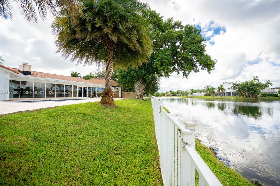 For Rent: $7,850 (4 beds, 2 baths, 2683 Square Feet)