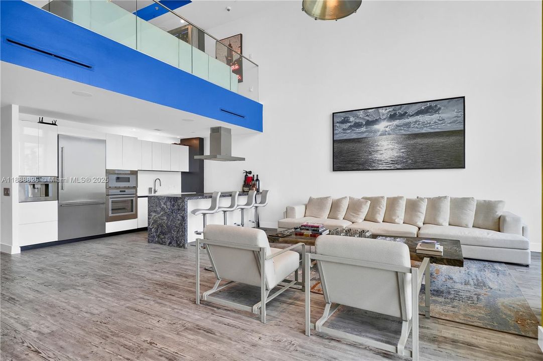 For Sale: $4,500,000 (3 beds, 2 baths, 2901 Square Feet)