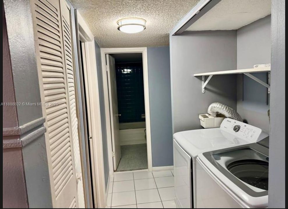 En Venta: $239,900 (2 camas, 2 baños, 1080 Pies cuadrados)