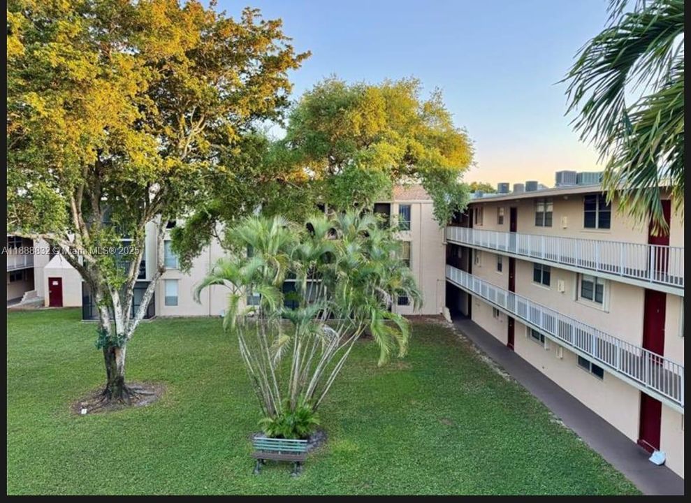 En Venta: $239,900 (2 camas, 2 baños, 1080 Pies cuadrados)