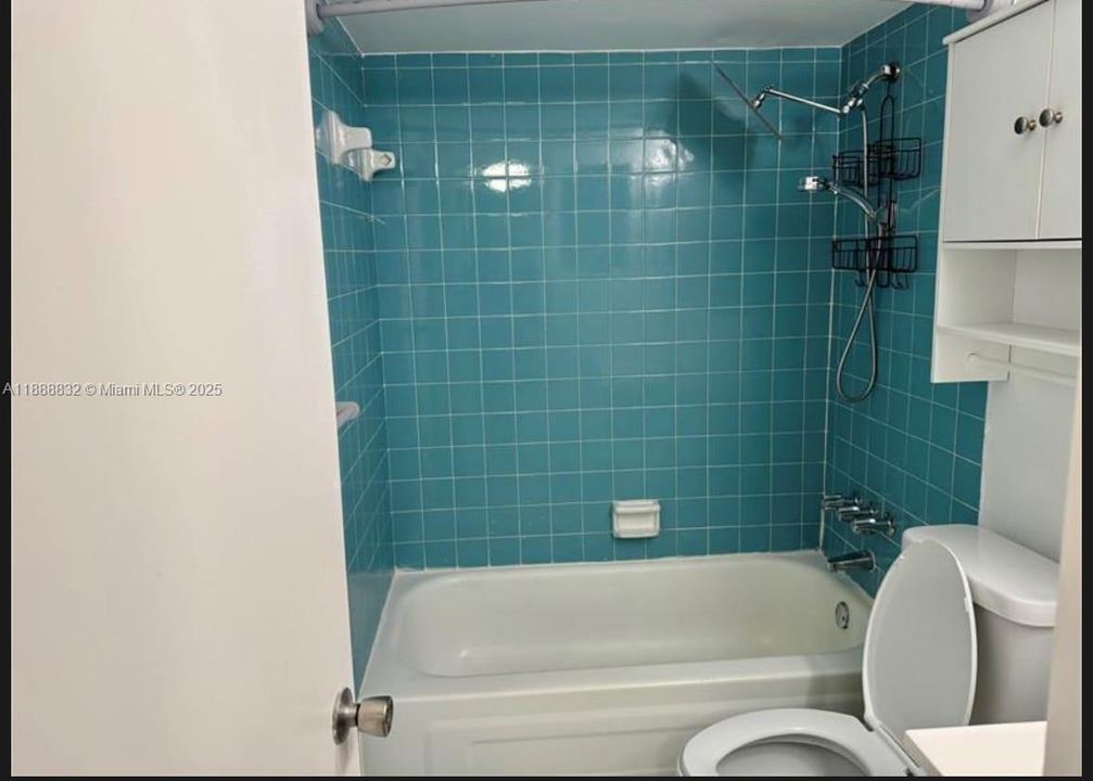 En Venta: $239,900 (2 camas, 2 baños, 1080 Pies cuadrados)