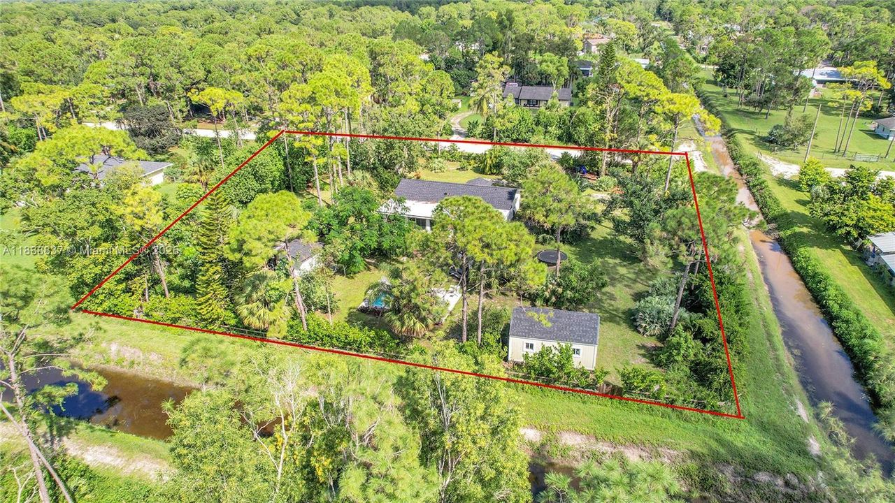 Active With Contract: $639,900 (3 beds, 2 baths, 1664 Square Feet)