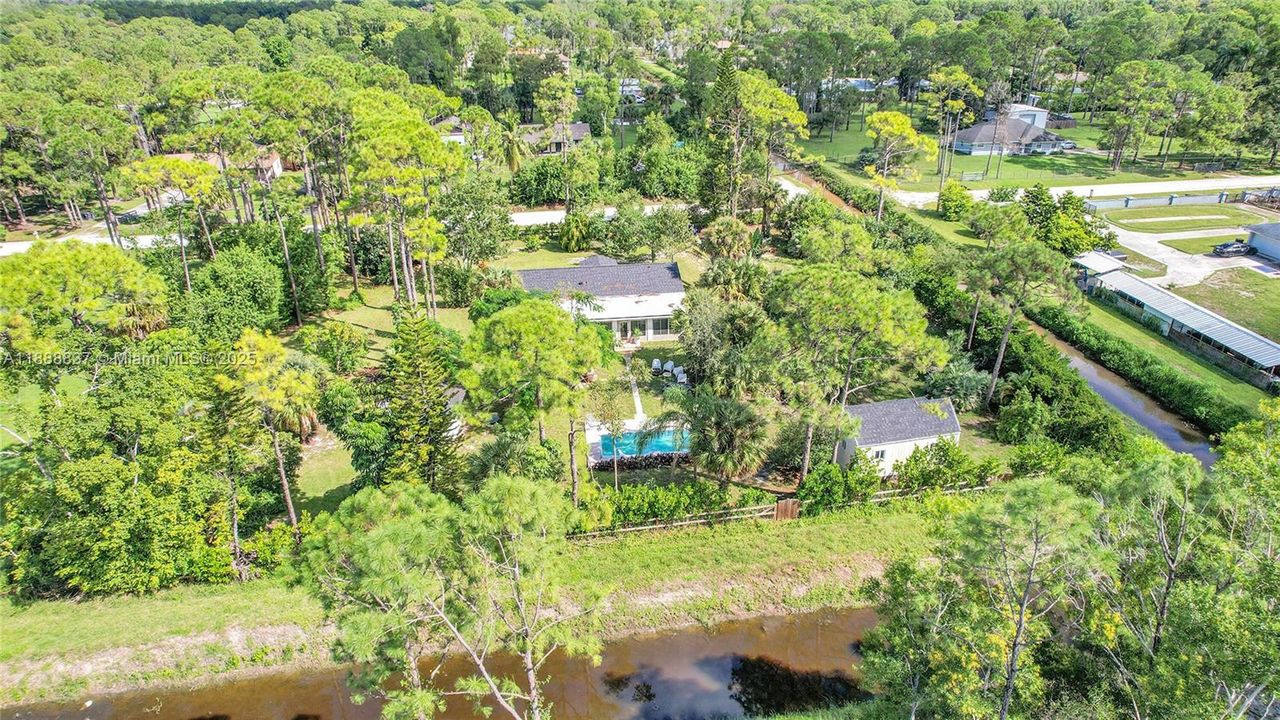 Active With Contract: $639,900 (3 beds, 2 baths, 1664 Square Feet)