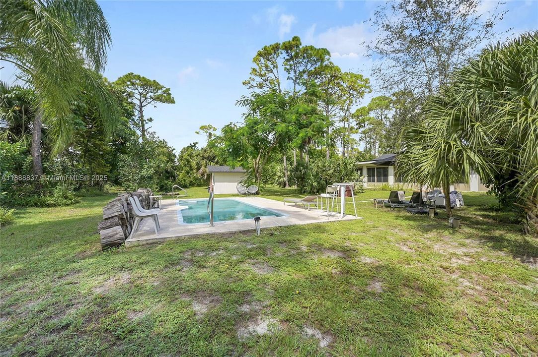 Active With Contract: $639,900 (3 beds, 2 baths, 1664 Square Feet)