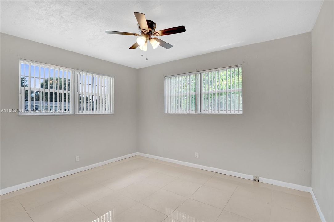 Recently Rented: $3,300 (4 beds, 2 baths, 1845 Square Feet)