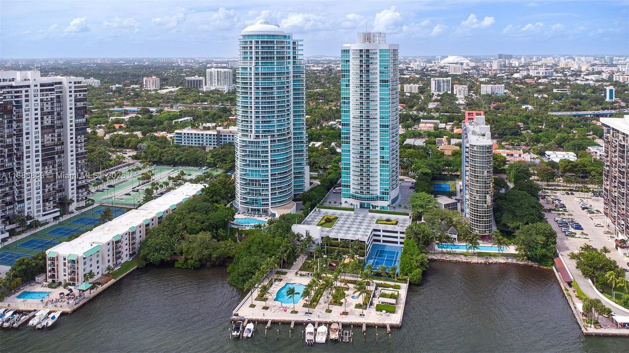 待售: $469,000 (1 贝兹, 1 浴室, 791 平方英尺)