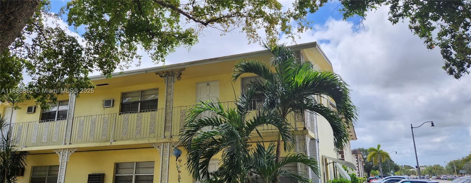 Activo con contrato: $1,450 (1 camas, 1 baños, 750 Pies cuadrados)