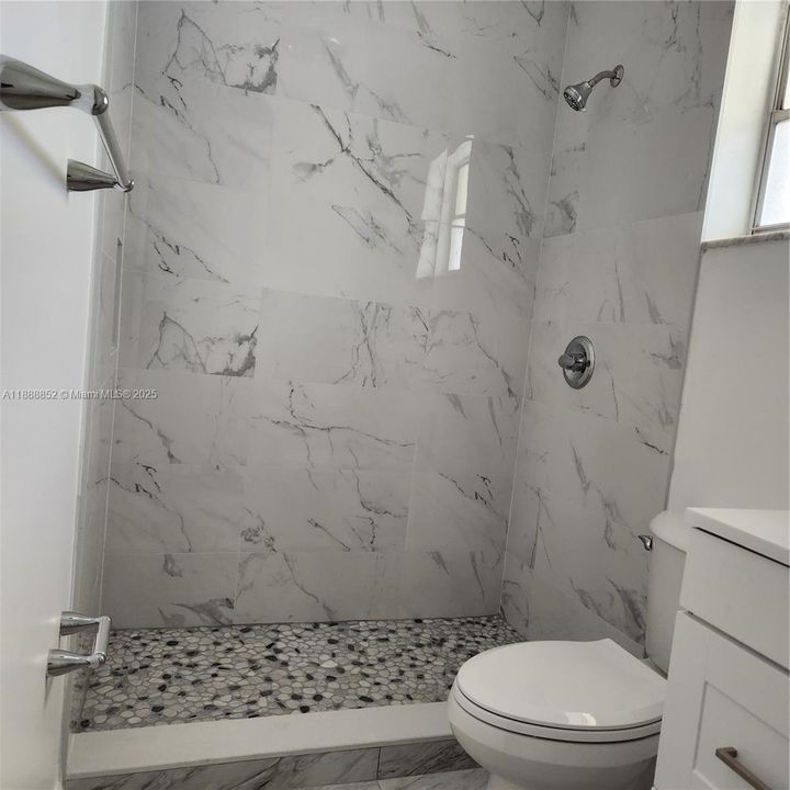 Activo con contrato: $1,450 (1 camas, 1 baños, 750 Pies cuadrados)