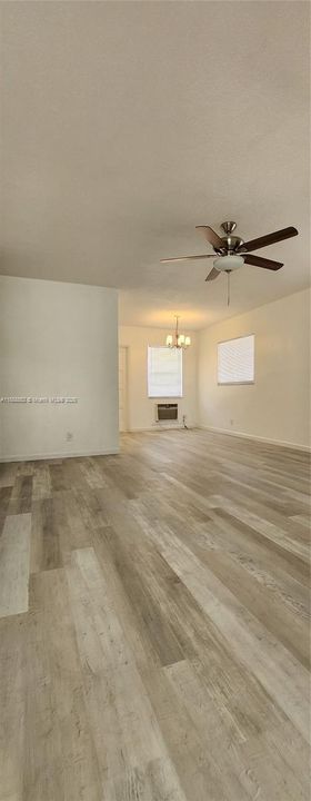 Activo con contrato: $1,450 (1 camas, 1 baños, 750 Pies cuadrados)