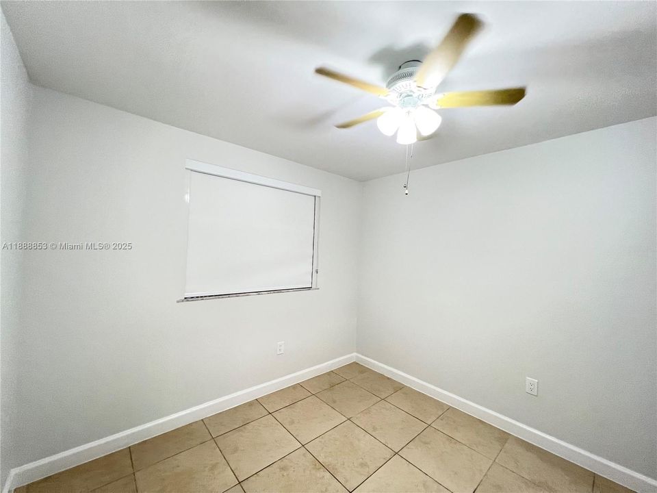 Recently Rented: $2,200 (2 beds, 2 baths, 865 Square Feet)