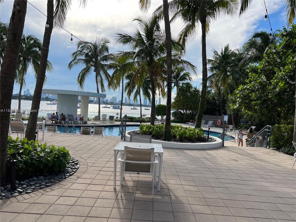 Недавно арендовано: $3,800 (1 спален, 1 ванн, 793 Квадратных фут)