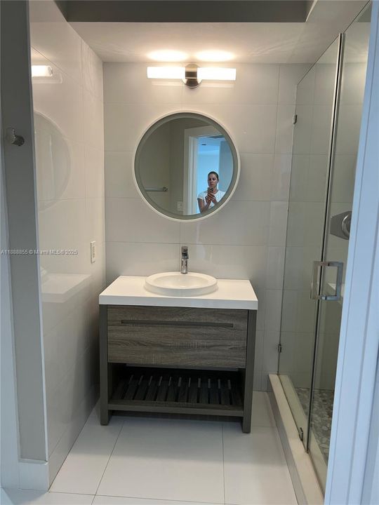 Недавно арендовано: $3,800 (1 спален, 1 ванн, 793 Квадратных фут)