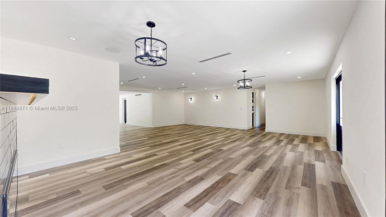Active With Contract: $1,650,000 (4 beds, 3 baths, 3312 Square Feet)