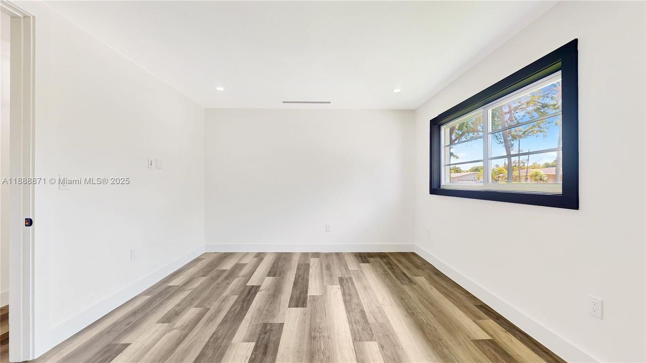 Active With Contract: $1,650,000 (4 beds, 3 baths, 3312 Square Feet)