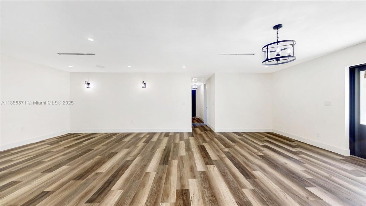 Active With Contract: $1,650,000 (4 beds, 3 baths, 3312 Square Feet)