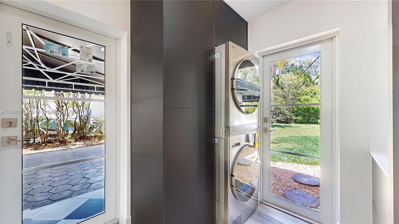 Active With Contract: $1,650,000 (4 beds, 3 baths, 3312 Square Feet)