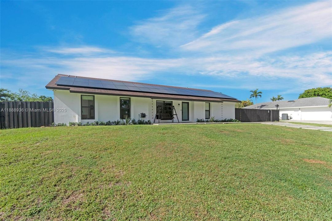 For Rent: $6,350 (3 beds, 2 baths, 1512 Square Feet)