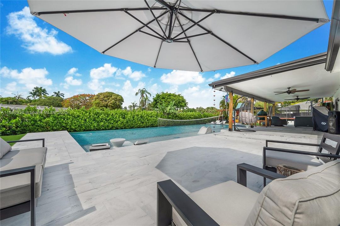 For Rent: $6,350 (3 beds, 2 baths, 1512 Square Feet)