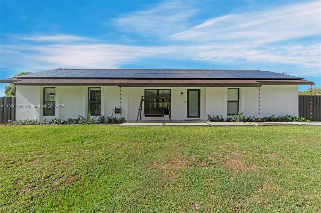 For Rent: $6,350 (3 beds, 2 baths, 1512 Square Feet)