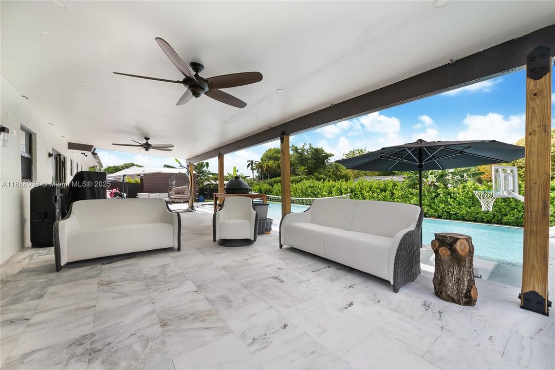 For Rent: $6,350 (3 beds, 2 baths, 1512 Square Feet)