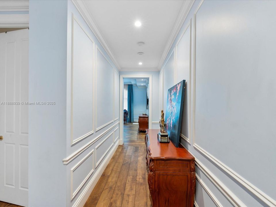 En Venta: $8,975,000 (7 camas, 8 baños, 11336 Pies cuadrados)