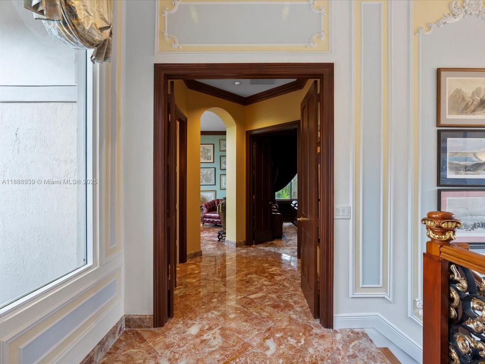 En Venta: $8,975,000 (7 camas, 8 baños, 11336 Pies cuadrados)