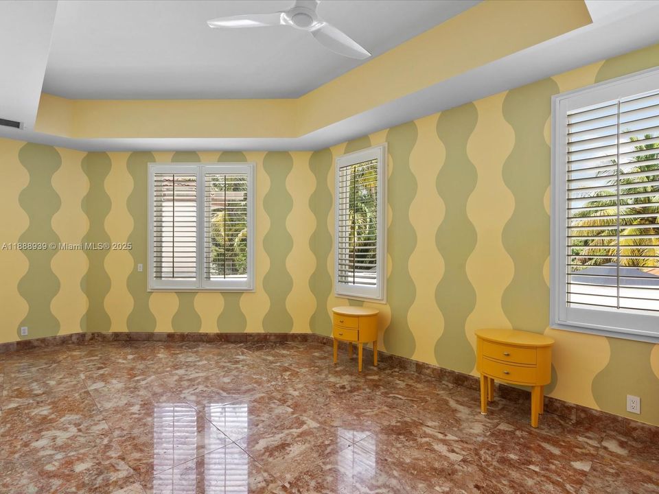 En Venta: $8,975,000 (7 camas, 8 baños, 11336 Pies cuadrados)