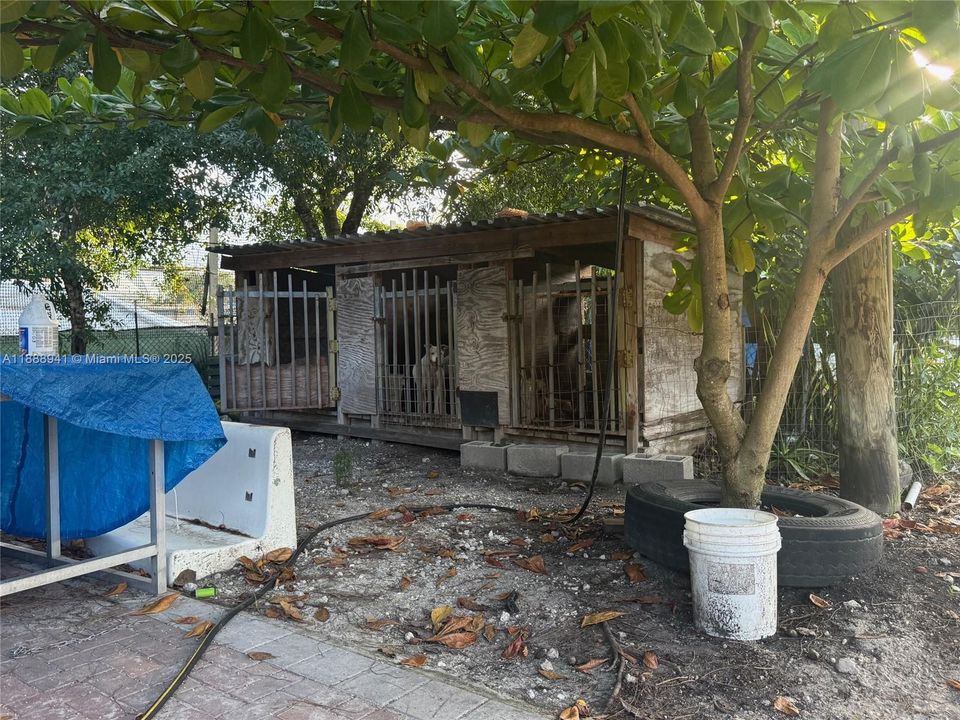 待售: $400,000 (3 贝兹, 2 浴室, 1104 平方英尺)