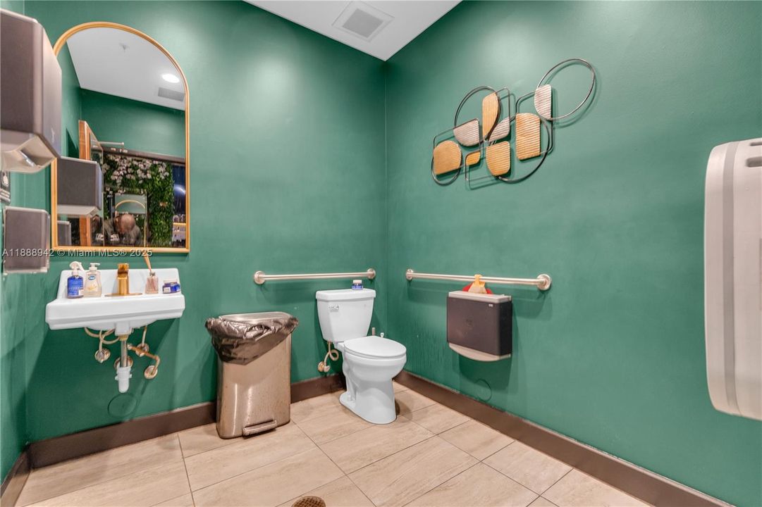 待售: $165,000 (0 贝兹, 0 浴室, 0 平方英尺)