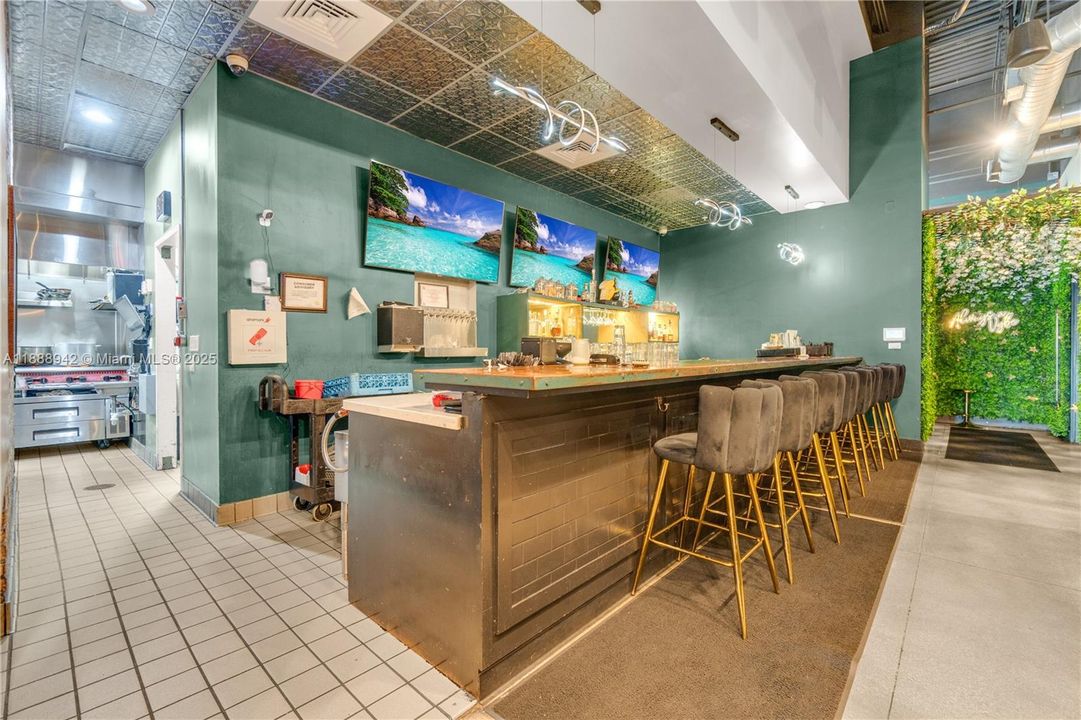 待售: $165,000 (0 贝兹, 0 浴室, 0 平方英尺)