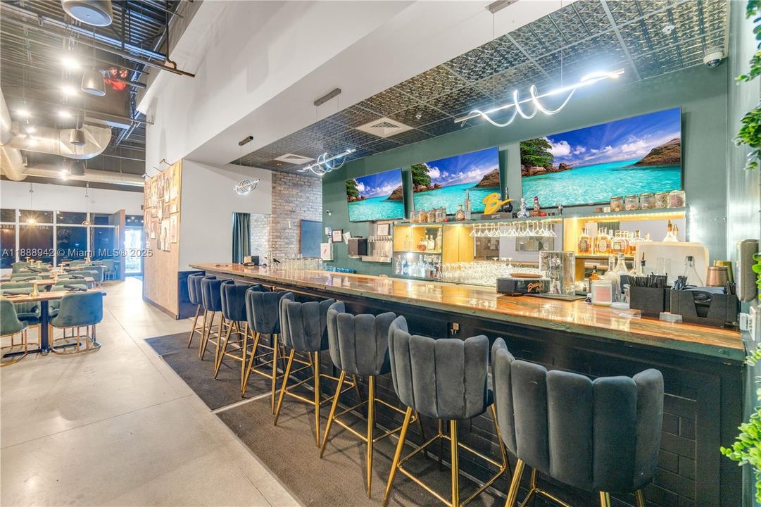 待售: $165,000 (0 贝兹, 0 浴室, 0 平方英尺)