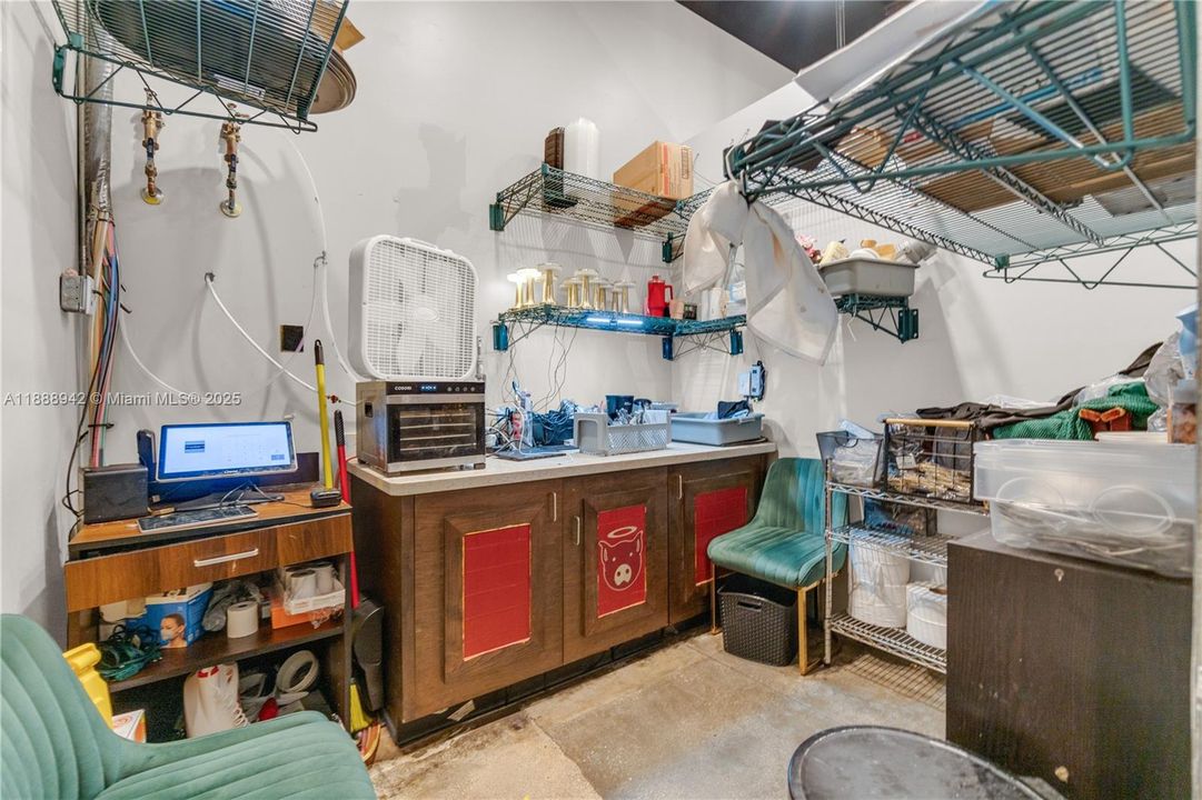 待售: $165,000 (0 贝兹, 0 浴室, 0 平方英尺)